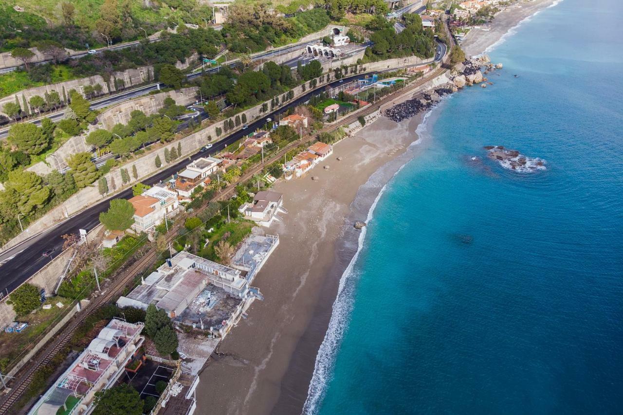 Magda Dom Lägenhet Taormina Exteriör bild